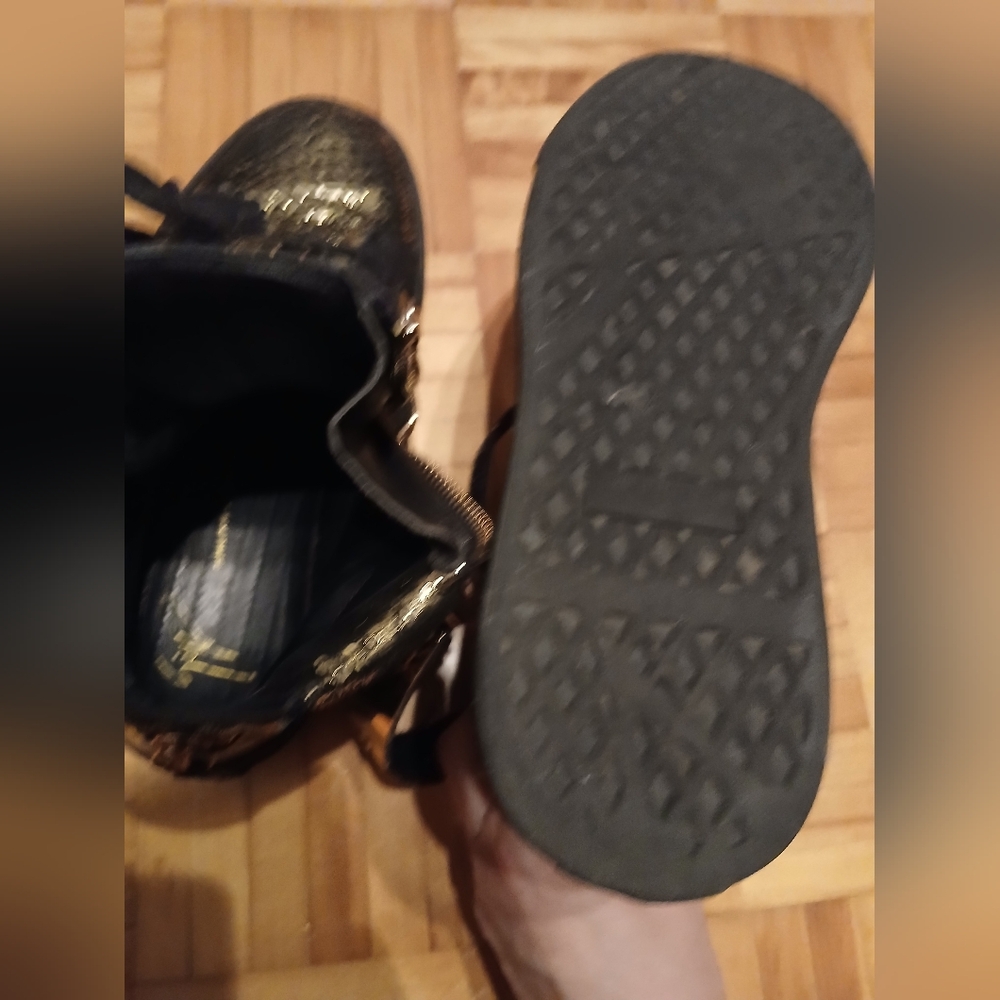 Guiseppe Zanotti Black and Gold Phyton High-Top Sneakers.Size US9 - Picture 5 of 12